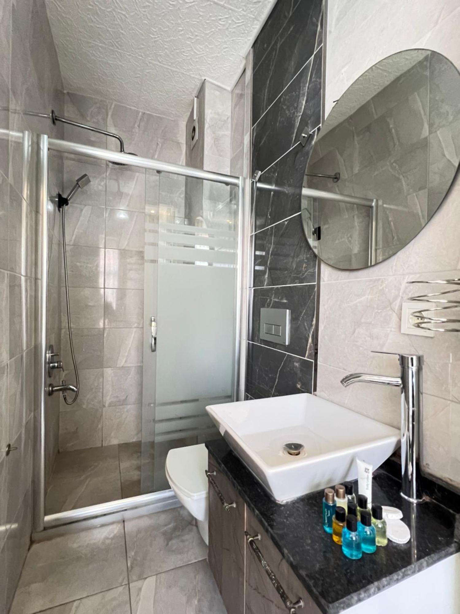Taksim Brand Suit Hotel Istanbul Exteriör bild